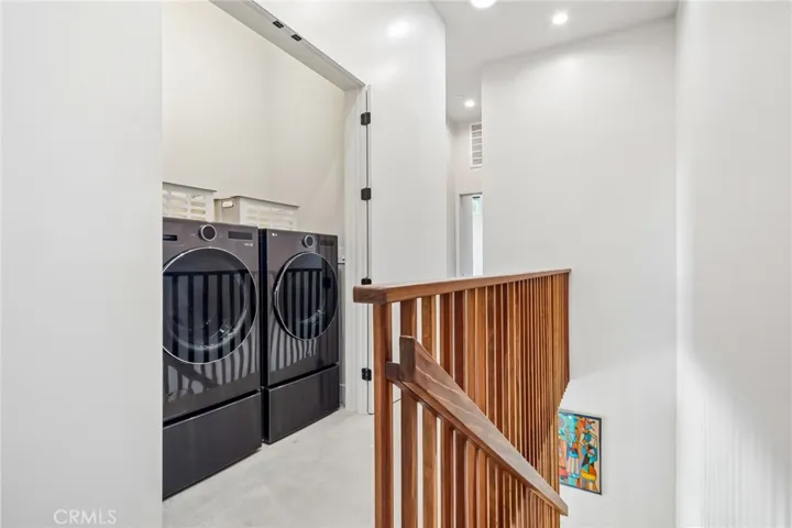 8504 Outland View Drive, Sun Valley, California 91352