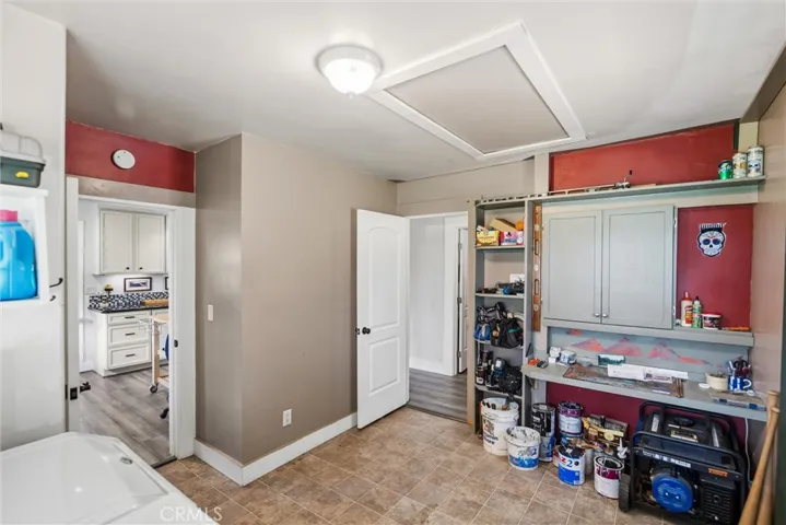 104 Elm, Westwood, California 96137