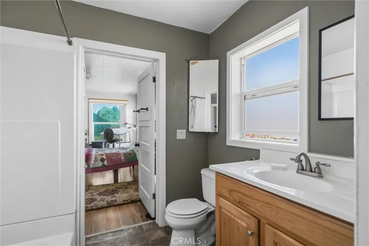 104 Elm, Westwood, California 96137