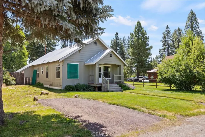 104 Elm, Westwood, California 96137
