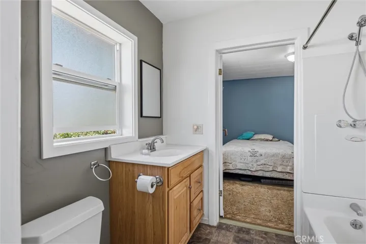 104 Elm, Westwood, California 96137