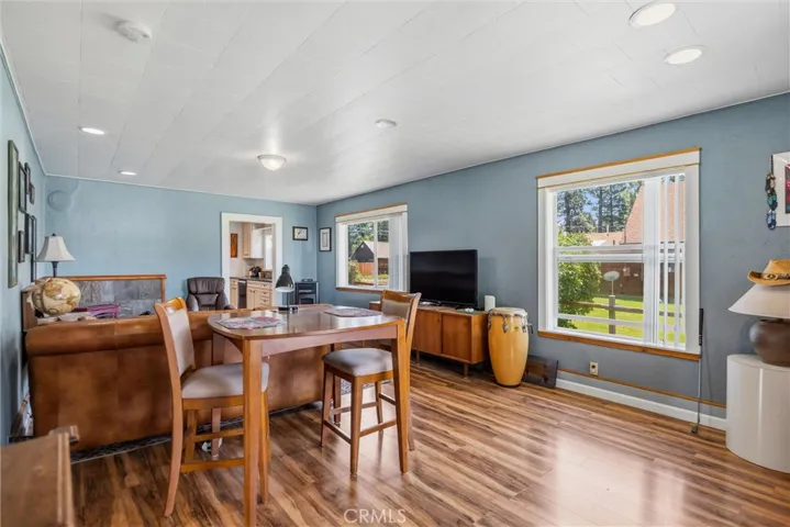 104 Elm, Westwood, California 96137