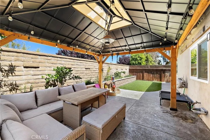 21155 Larchmont, Lake Forest, California 92630