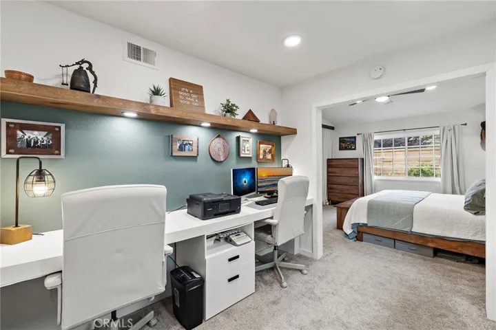 21155 Larchmont, Lake Forest, California 92630