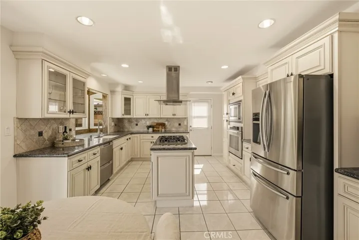 10865 Wystone, Porter Ranch, California 91326