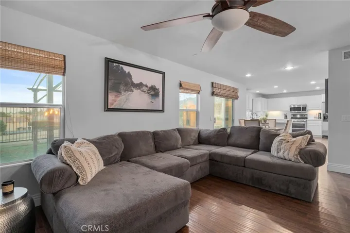 3547 Hawthorne Drive, Corona, California 92881