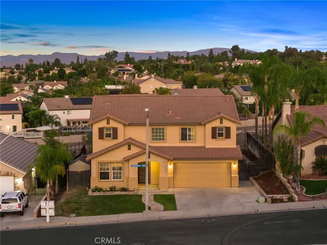 3547 Hawthorne Drive, Corona, California 92881