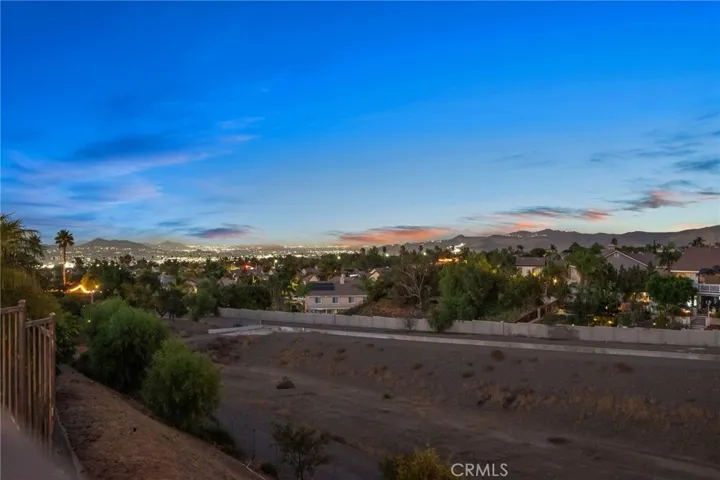 3547 Hawthorne Drive, Corona, California 92881