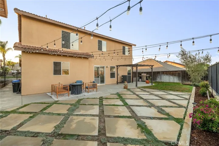 3547 Hawthorne Drive, Corona, California 92881