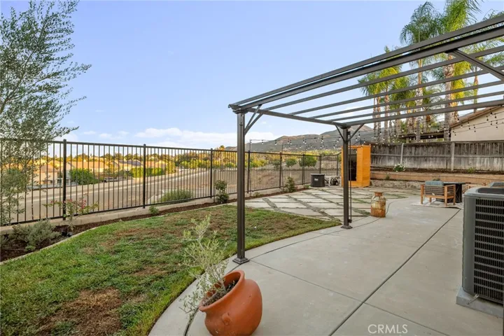 3547 Hawthorne Drive, Corona, California 92881