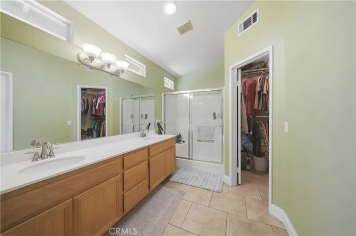 1936 Medoc, San Jacinto, California 92583