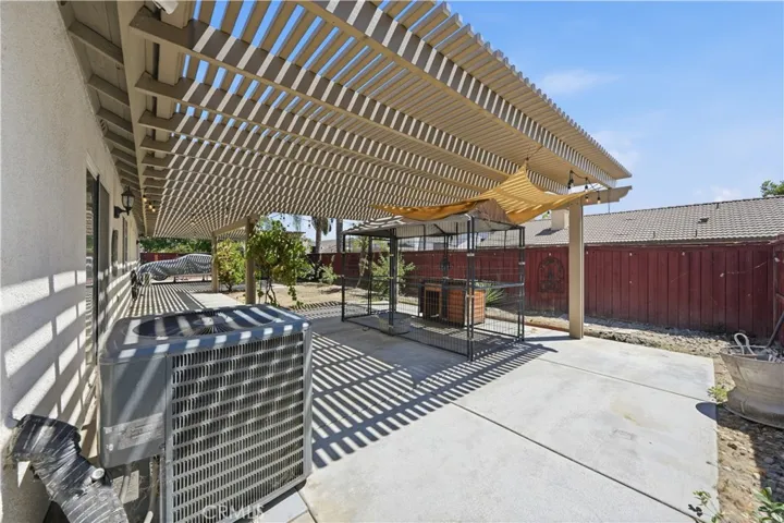 1936 Medoc, San Jacinto, California 92583