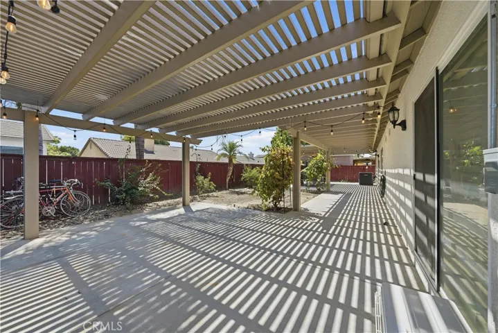 1936 Medoc, San Jacinto, California 92583