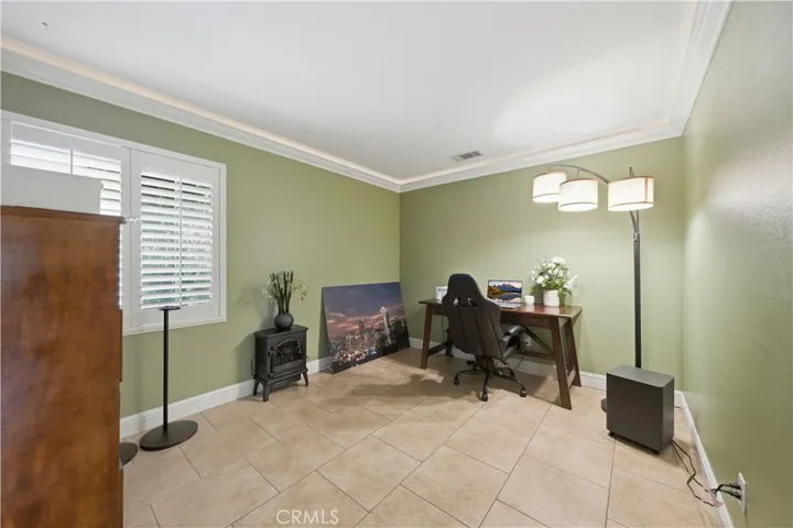 1936 Medoc, San Jacinto, California 92583