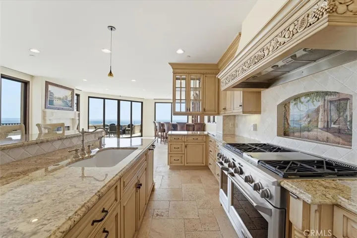 301 28th Street A, Manhattan Beach, California 90266