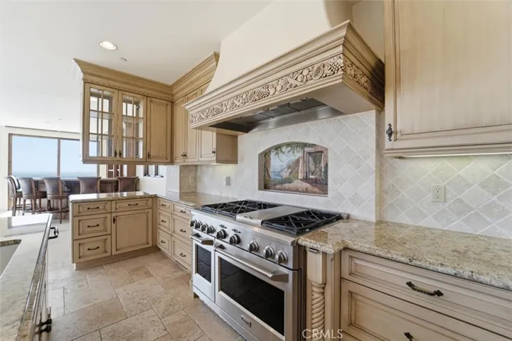 301 28th Street A, Manhattan Beach, California 90266