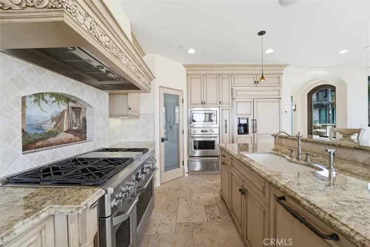 301 28th Street A, Manhattan Beach, California 90266