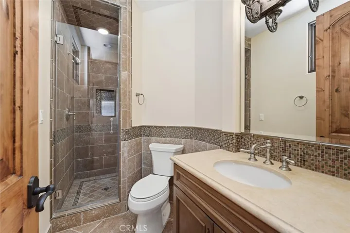301 28th Street A, Manhattan Beach, California 90266