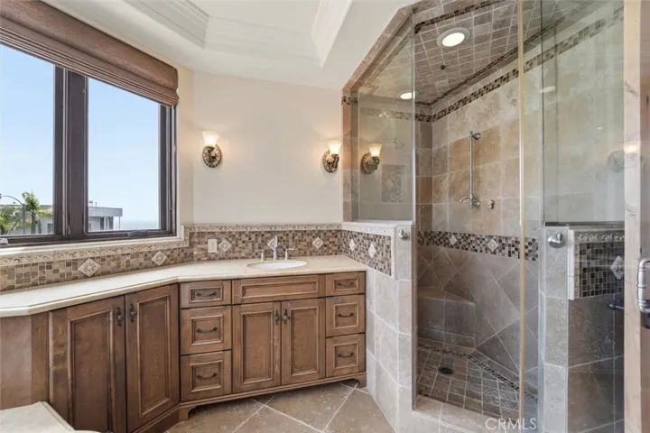 301 28th Street A, Manhattan Beach, California 90266
