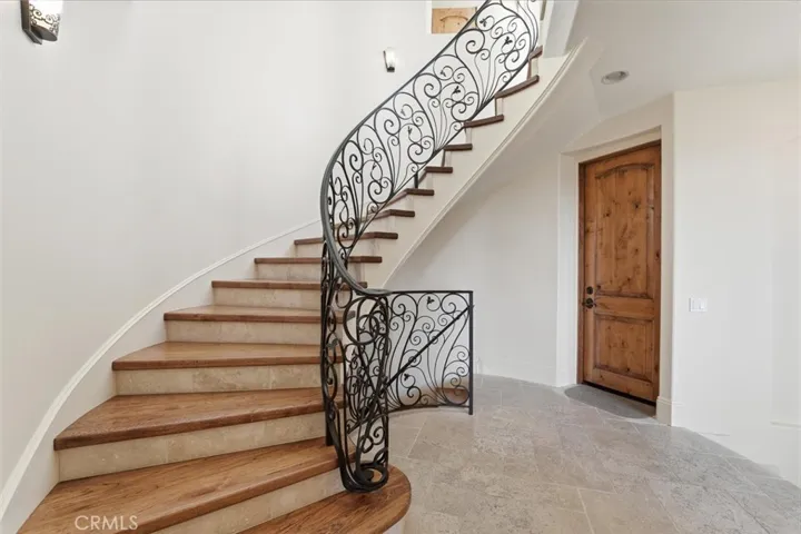 301 28th Street A, Manhattan Beach, California 90266