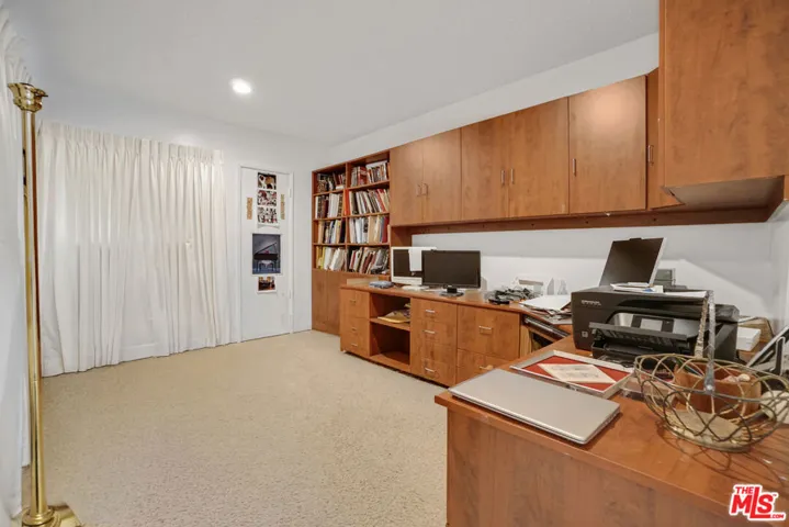 6021 Wright Terrace, Culver City, California 90232