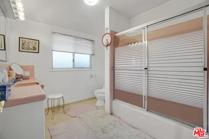 6021 Wright Terrace, Culver City, California 90232