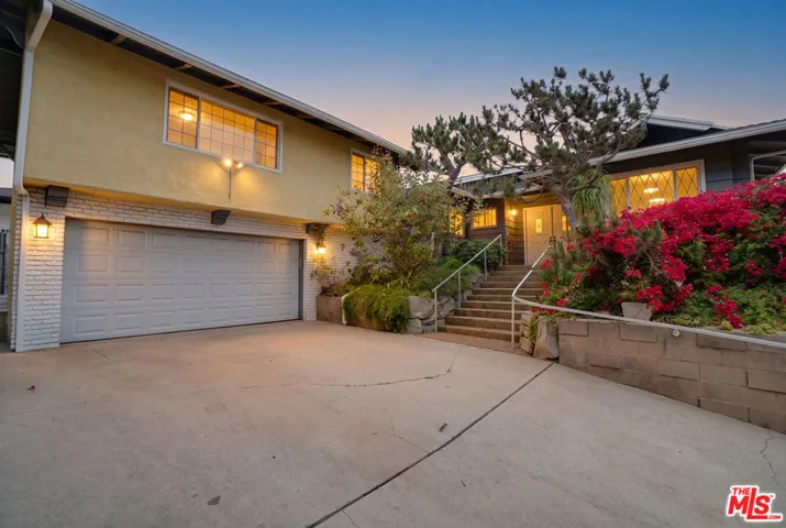 6021 Wright Terrace, Culver City, California 90232