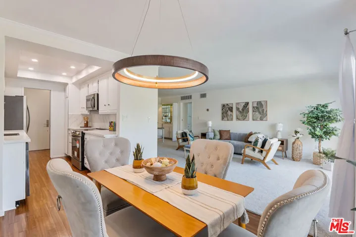 11965 Gorham Avenue 503, Los Angeles, California 90049
