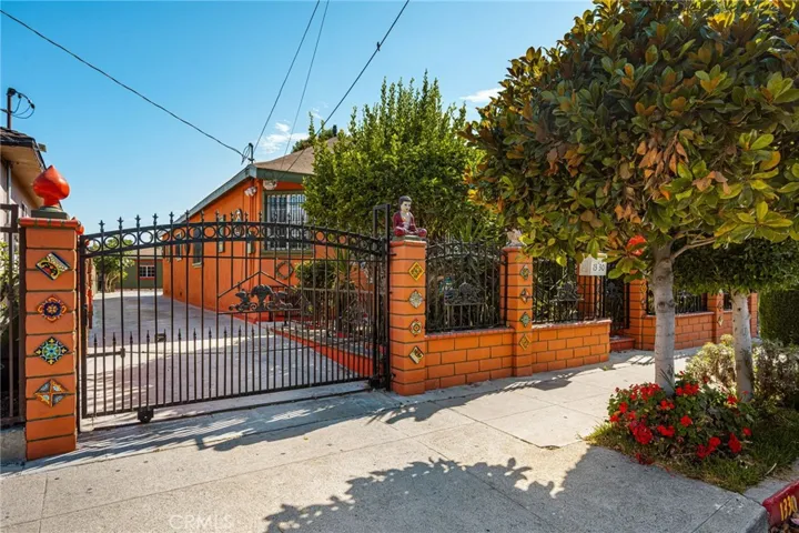 1330 E 33rd, Los Angeles, California 90011