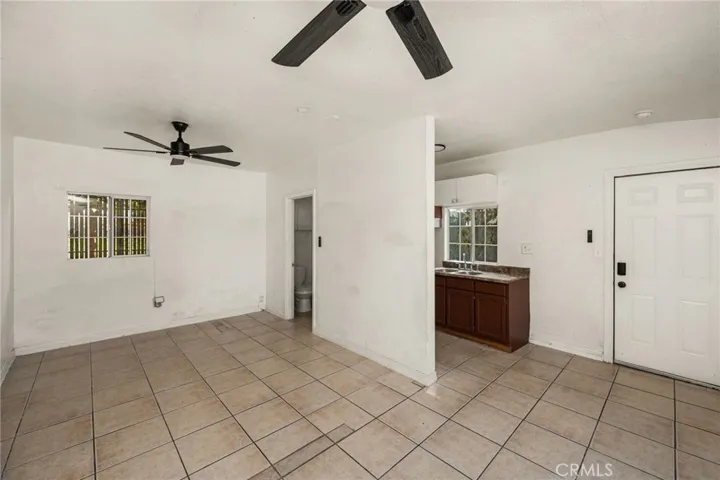 1330 E 33rd, Los Angeles, California 90011