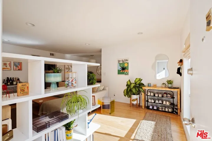550 N Croft Avenue 2, Los Angeles, California 90048