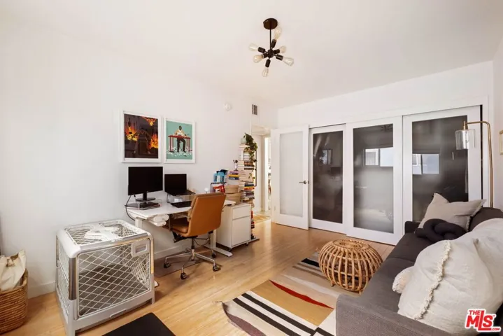 550 N Croft Avenue 2, Los Angeles, California 90048