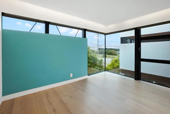 324 Kelly Avenue, Half Moon Bay, California 94019