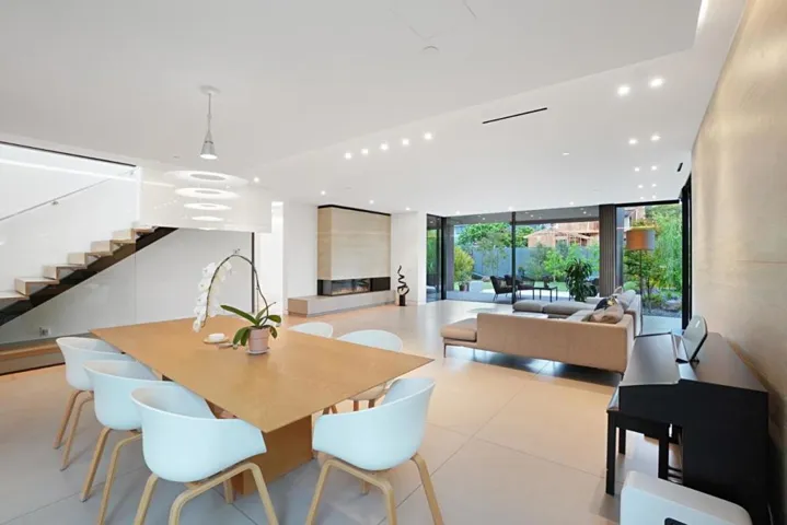 324 Kelly Avenue, Half Moon Bay, California 94019