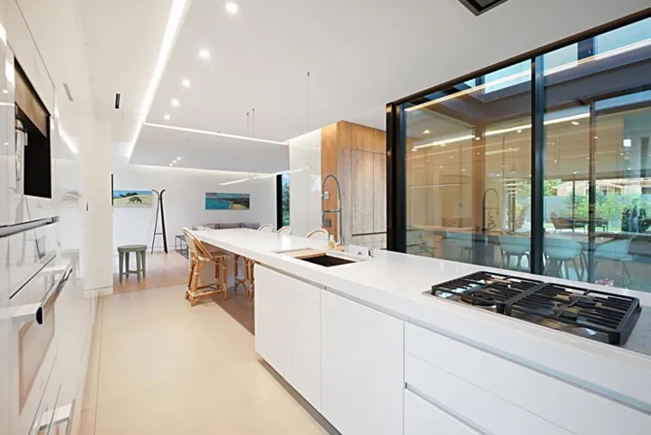 324 Kelly Avenue, Half Moon Bay, California 94019