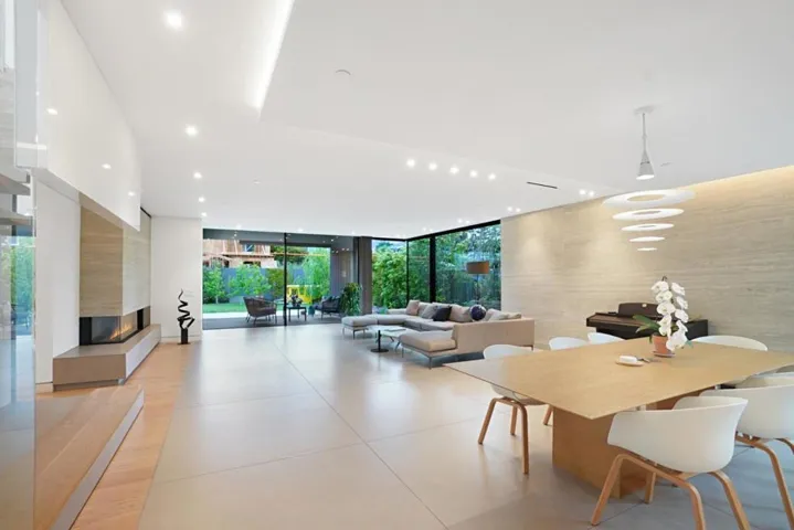 324 Kelly Avenue, Half Moon Bay, California 94019