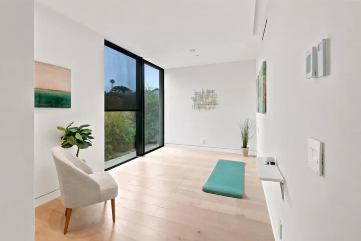 324 Kelly Avenue, Half Moon Bay, California 94019