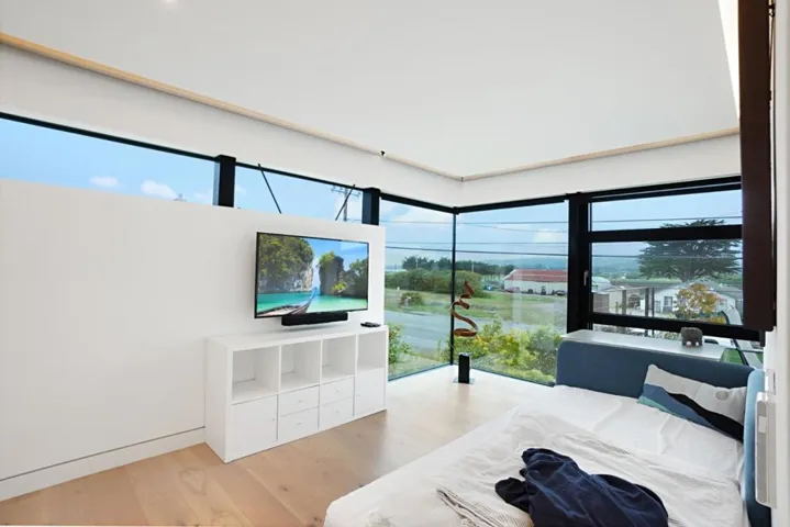 324 Kelly Avenue, Half Moon Bay, California 94019