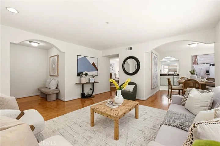 1097 S Marguerita C, Alhambra, California 91803