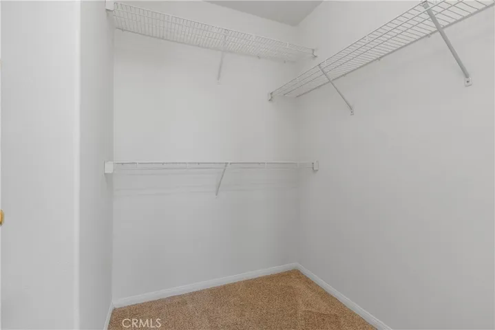Walk in closet