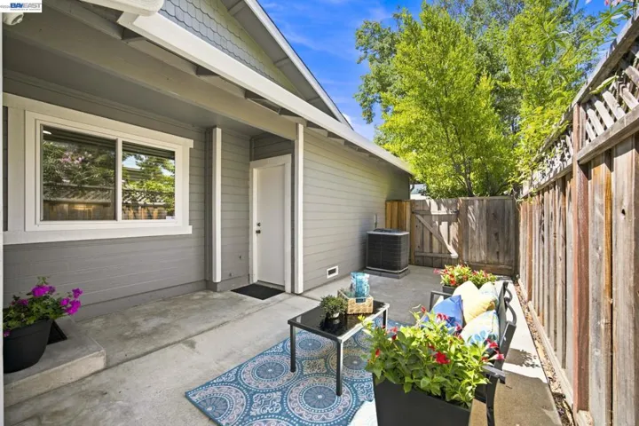 3747 Vineyard Ave, Pleasanton, California 94566