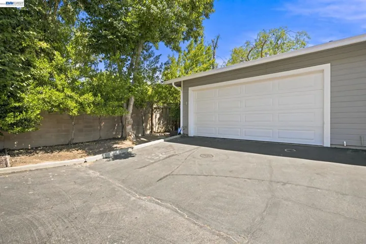 3747 Vineyard Ave, Pleasanton, California 94566