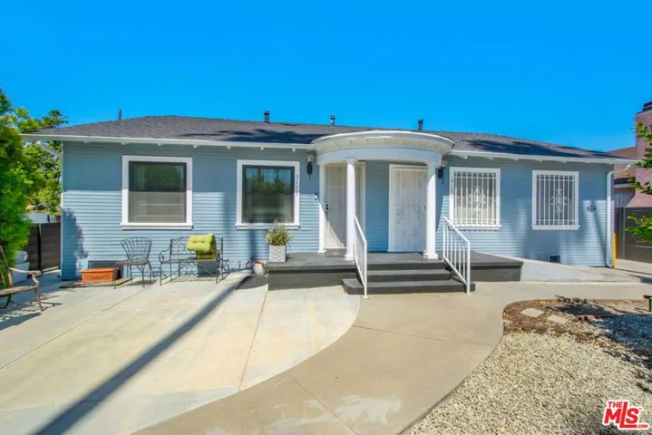 5175 S Van Ness Avenue, Los Angeles, California 90062