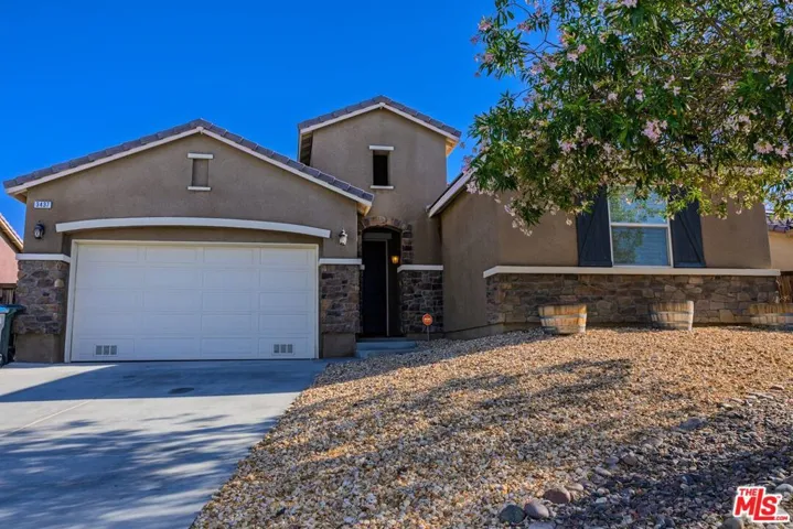 3437 Jaguar Court, Rosamond, California 93560