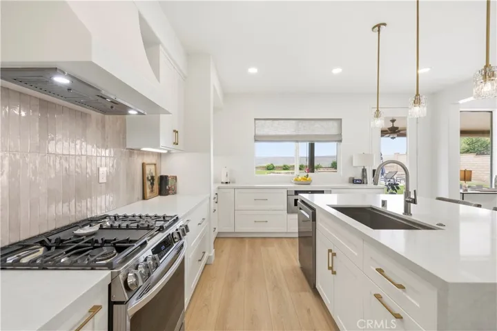 22915 Raintree Lane, Saugus, California 91390