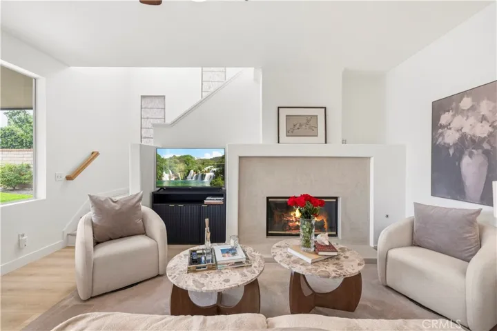 22915 Raintree Lane, Saugus, California 91390