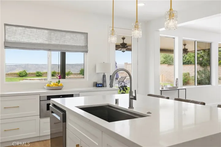 22915 Raintree Lane, Saugus, California 91390