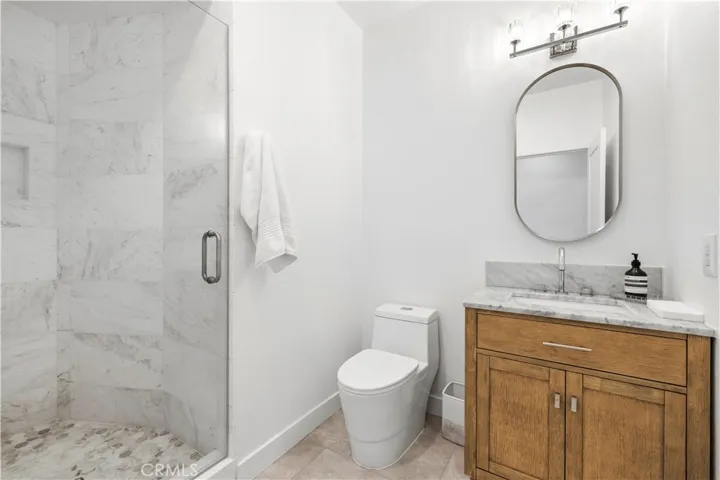 22915 Raintree Lane, Saugus, California 91390
