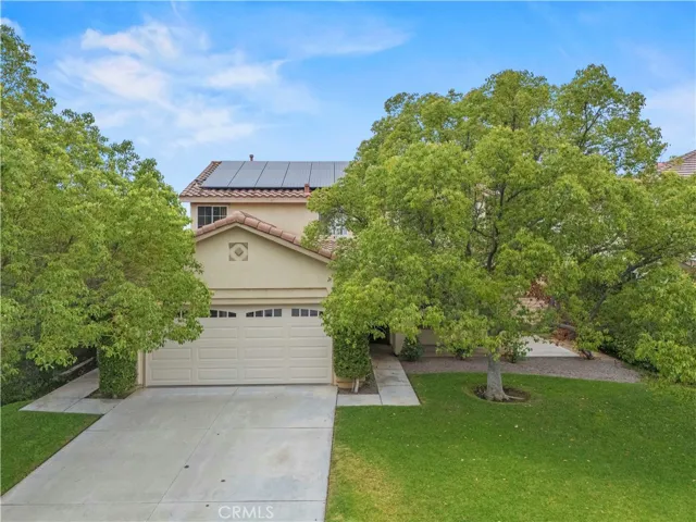 22915 Raintree Lane, Saugus, California 91390