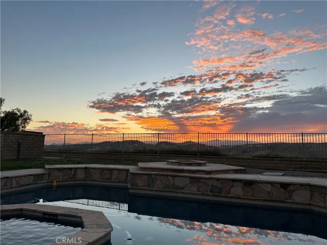 22915 Raintree Lane, Saugus, California 91390